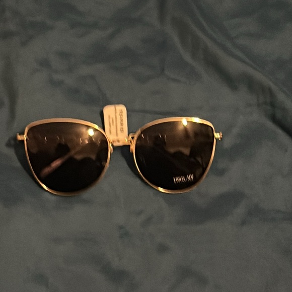 torrid Accessories - (nwt) torrid sunglasses